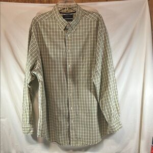 Roundtree & Yorke Men's Plaid Button-Down Shirt